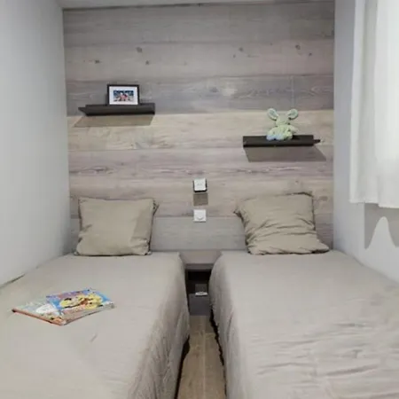 キャンプ場 Mobil-home Confort 4 Pers. A - Api-1-52-1960
